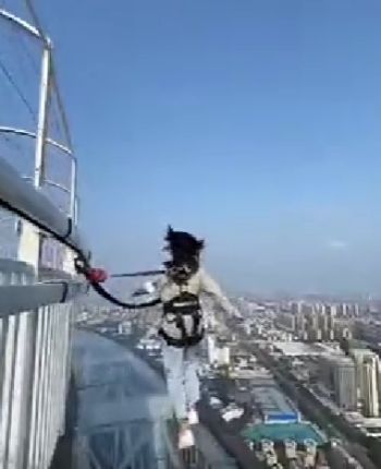 Прогулка не для слабонервных в Китае
