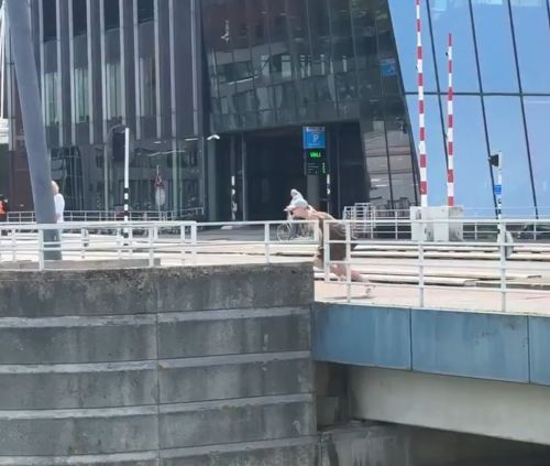 Акробатка⁠⁠