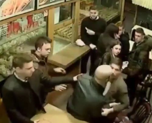 Стой, подожди, не бей, я кое-что попробую⁠⁠