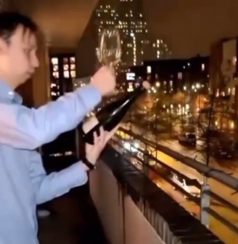 С эпичностью перебор⁠⁠