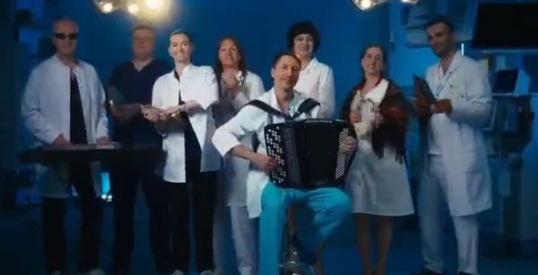 Врачи записали классный клип