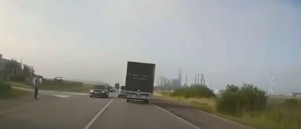 Проскочил⁠⁠