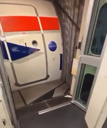 Когда раньше всех пришёл на работу⁠⁠