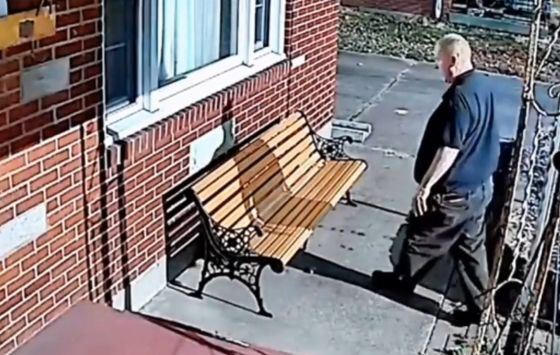 Заткнись, пока я тебя не пристрелил⁠⁠