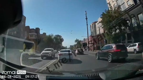 Прикрыл свою тупость ребенком