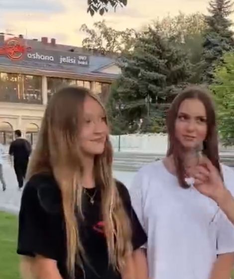 Не плачь девчонка, пройдут дожди...