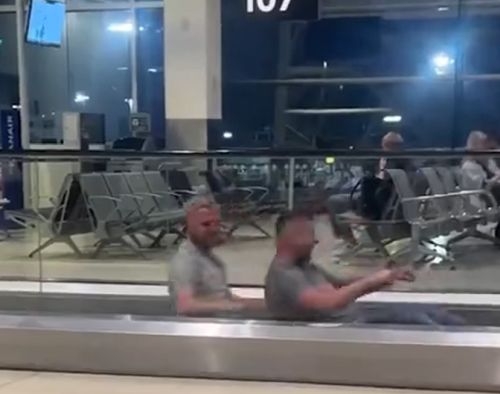 Зал ожидания. Скука