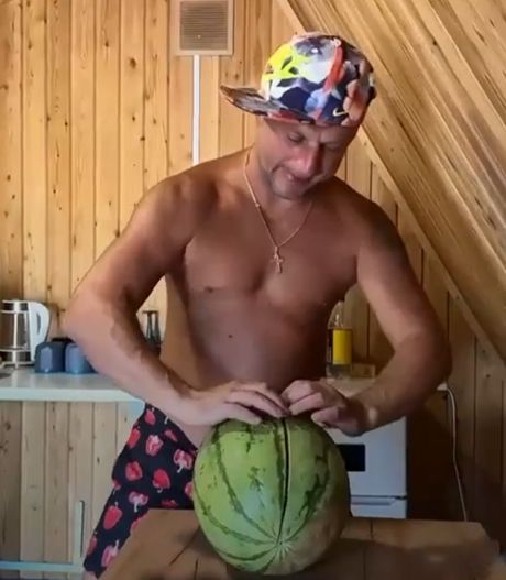 Приснится же