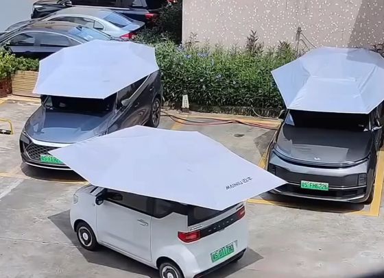 Это чтоб у современных авто пластик на жаре не поплыл?⁠⁠