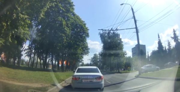 По какой полосе ты едешь?