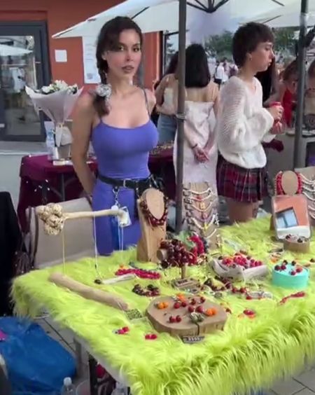 Как вам такой бренд?