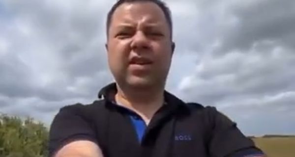 Вот так вот... приезжаешь в деревню к бабушке⁠⁠