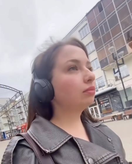 Нормальное такое предложение