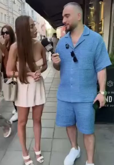 Она переоценивает свою внешность?