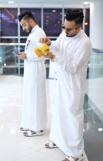 Дубайский колдун