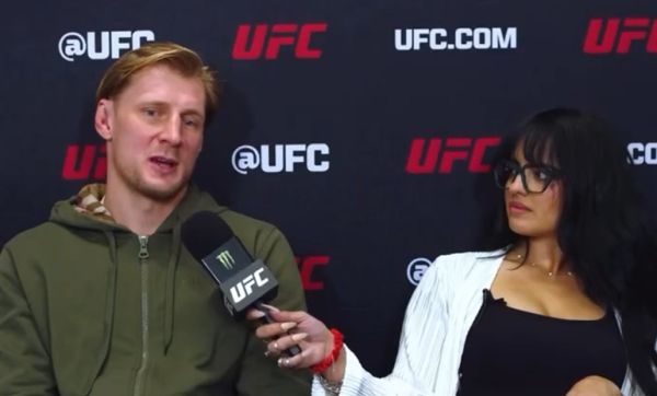 Волков учит UFC базе про водку в России