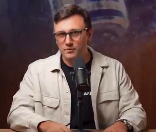 Red Bull продаёт 8 млрд банок в год, но не имеет ни одного завода