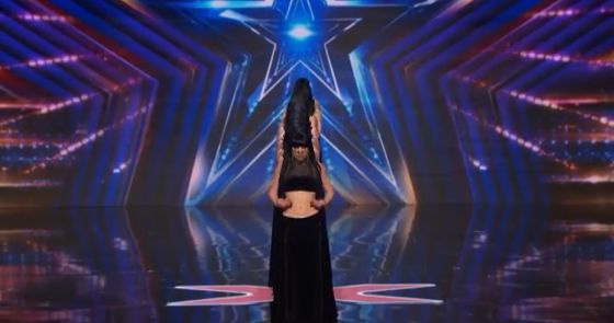 Интересно девки пляшут