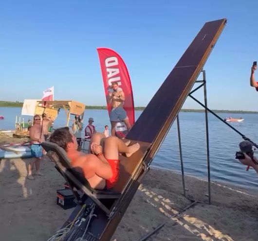 Катапульта на воде в Тюмени