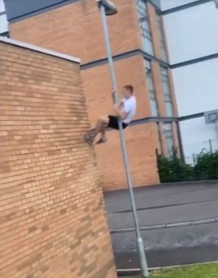 Внезапно⁠⁠