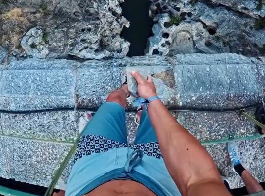 С 31 метра в пропасть