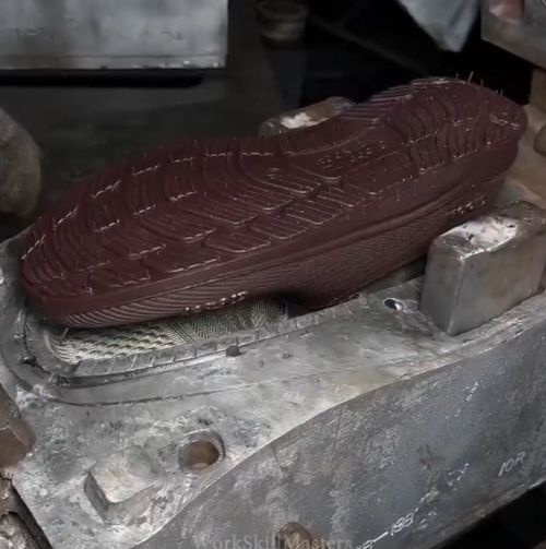 Отличные галоши⁠⁠