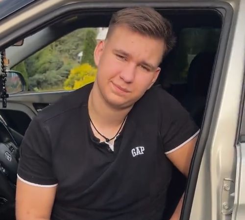 Паралимпиец