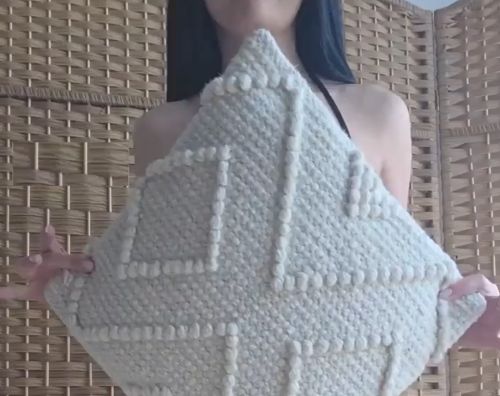 В сеточке⁠⁠