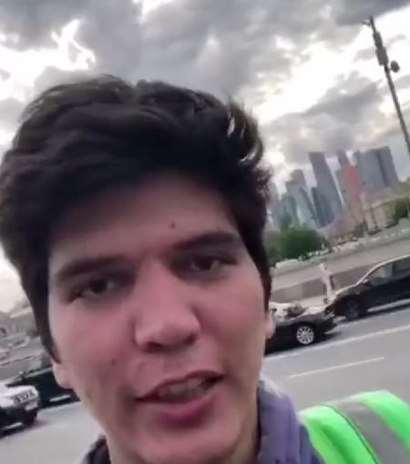Узбекский парень познавший мудрость
