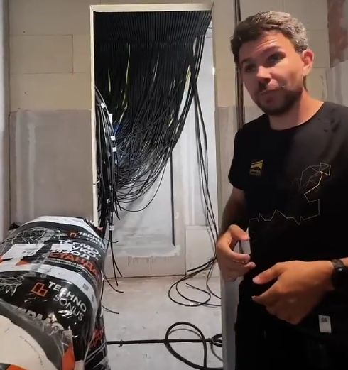 И это на двухкомнатную квартиру