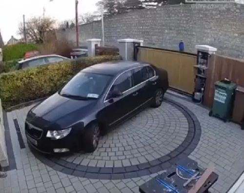 Когда лень сдавать задним ходом⁠⁠