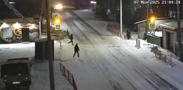 Пацаны, а можно я с вами?