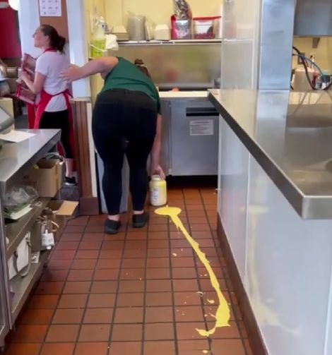 Ничему не учится