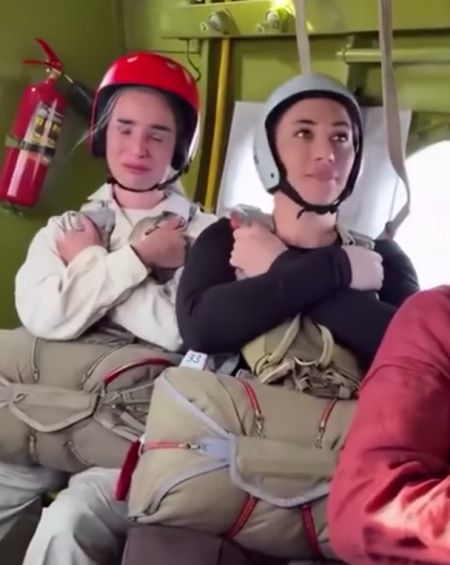 Её первый раз⁠⁠