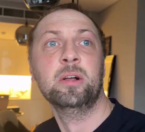 Пердёжный сексизм...