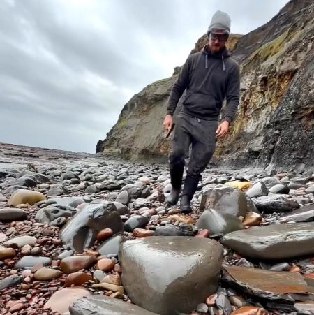 Залипательная распаковка камней⁠⁠