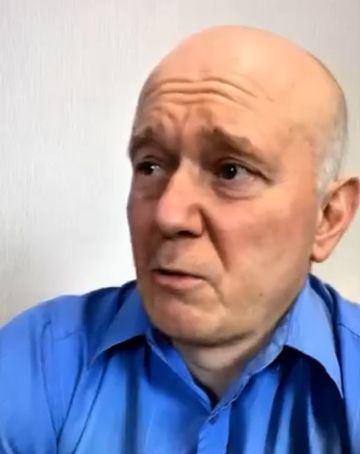 Почему движение в мире правостороннее