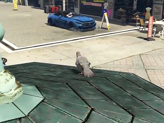 Не сразу заметил подвох