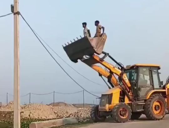 Как индусы кабель ремонтировали