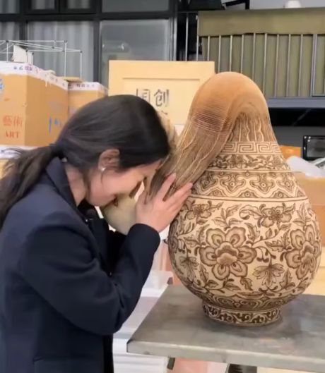 Из бумаги⁠⁠