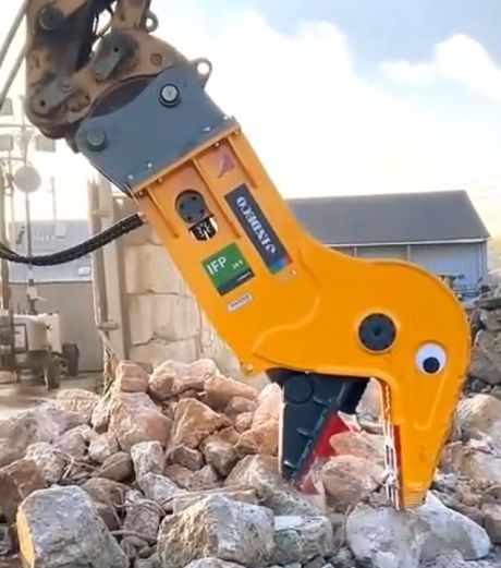 Мощный динозавр