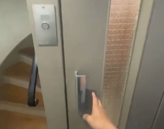 В некоторых жилых домах Милана предусмотрены «карманные лифты»