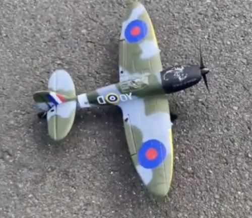 Ему все равно никто не поверит