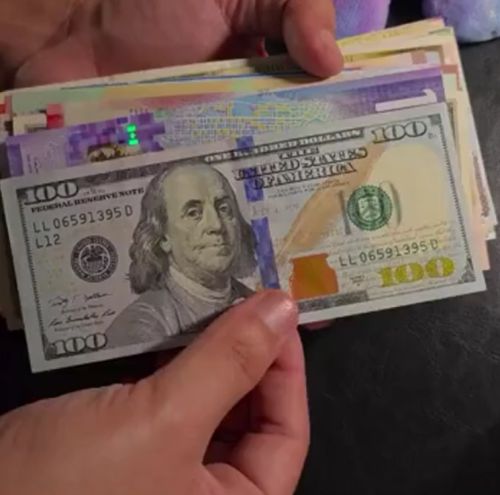 Коллекция банкнот из 217 стран