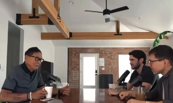 Популяризатор финансовой грамотности Роберт Кийосаки, сообщил, что его долг перед банком достиг $1,2 млрд