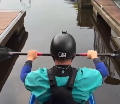 Не разобрался в настройках управления еще