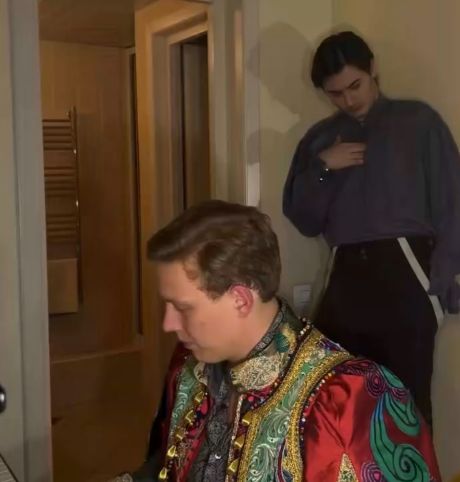 Что ж ты, фраер, сдал назад