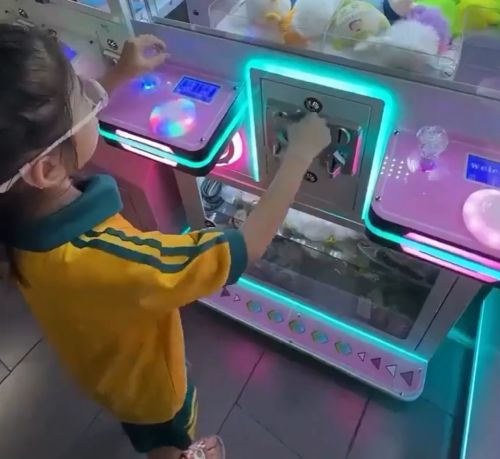 Ребёнок за 5 секунд обходит многолетние уловки с игровыми автоматами