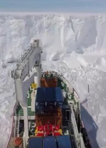 Как полярники попадают в Антарктиду