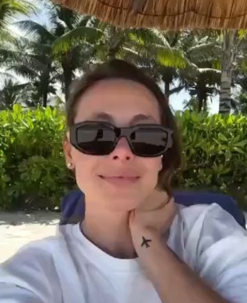 В сети вирусится ролик с российскими туристами на Филиппинах, где цены ниже, чем на Бали